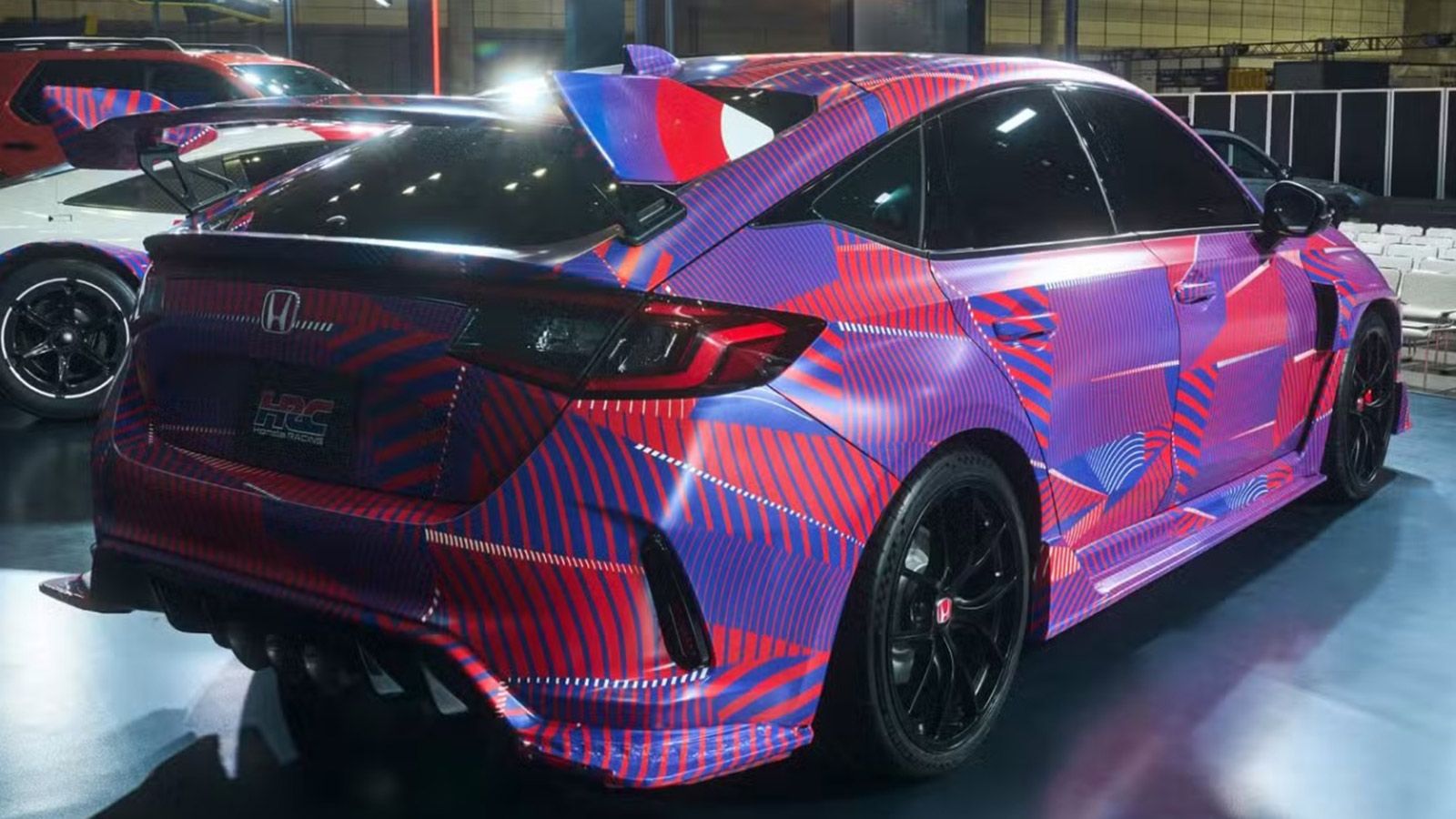 To πρωτότυπο βασίζεται στο Civic Type R, αλλά ενσωματώνει στοιχεία από το αγωνιστικό τμήμα της μάρκας.